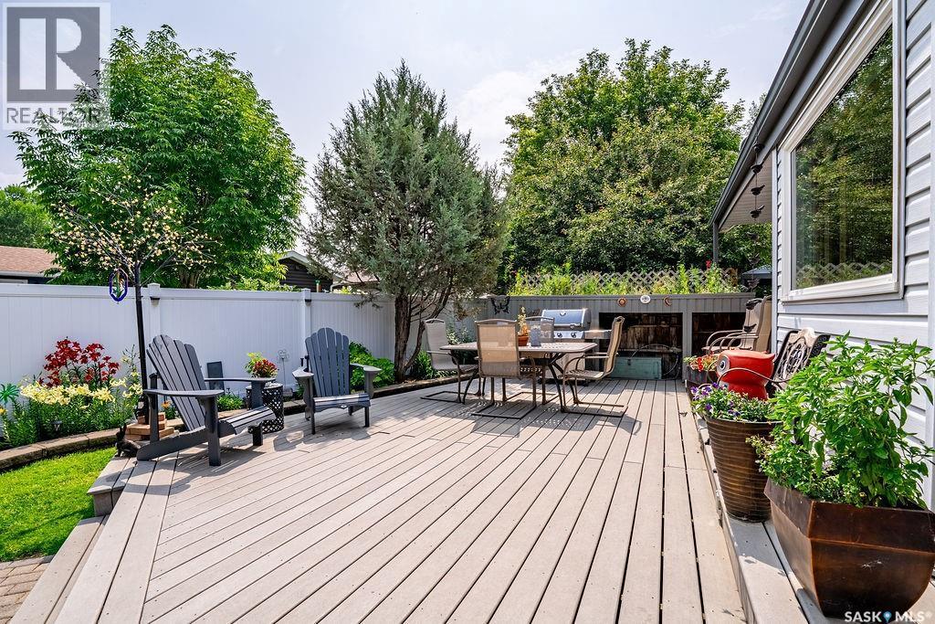 235 Sebestyen Terrace, Saskatoon, SK