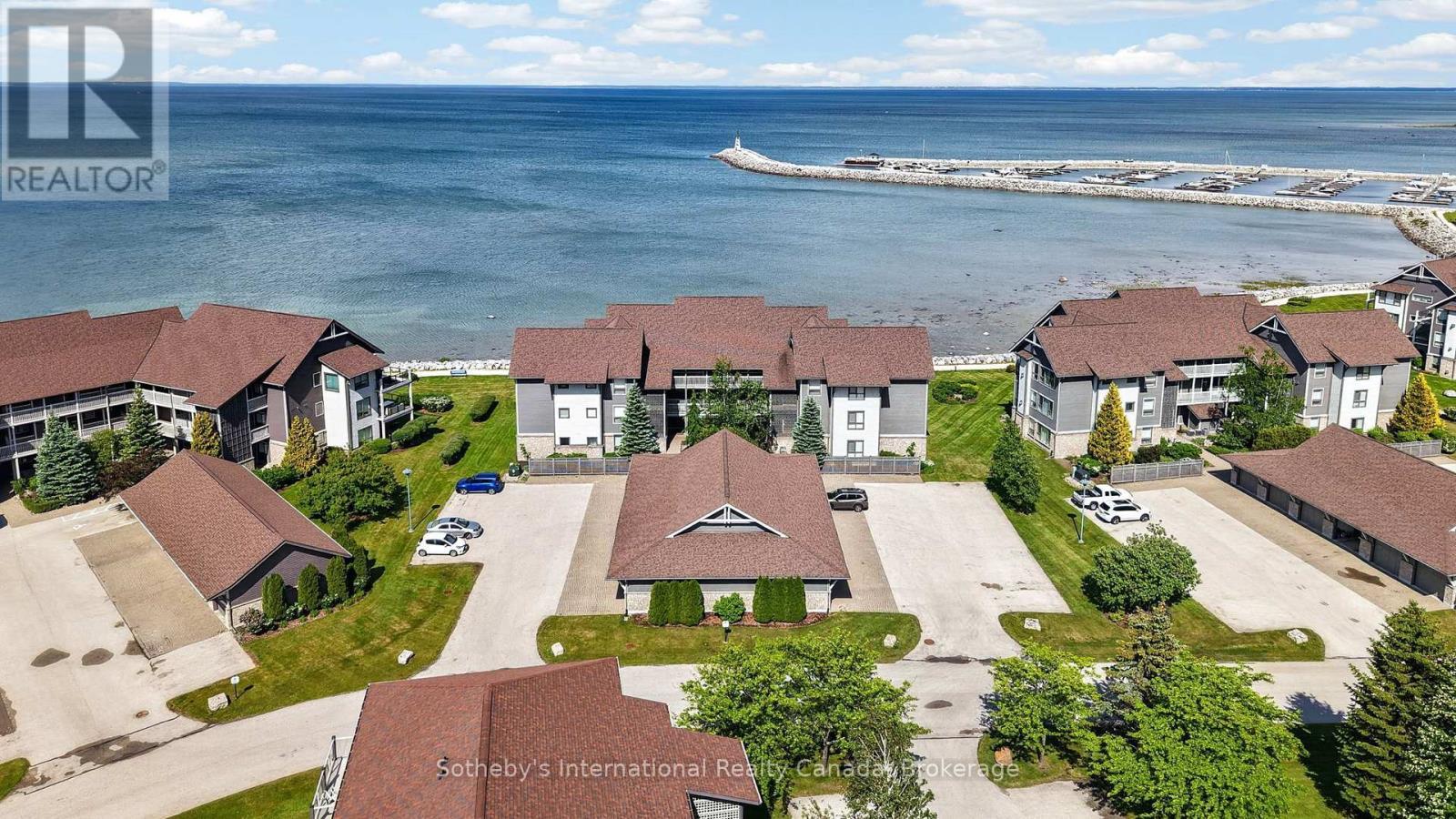 Set On The Shores Of Georgian Bay - 541 Mariners Way, Collingwood, ON