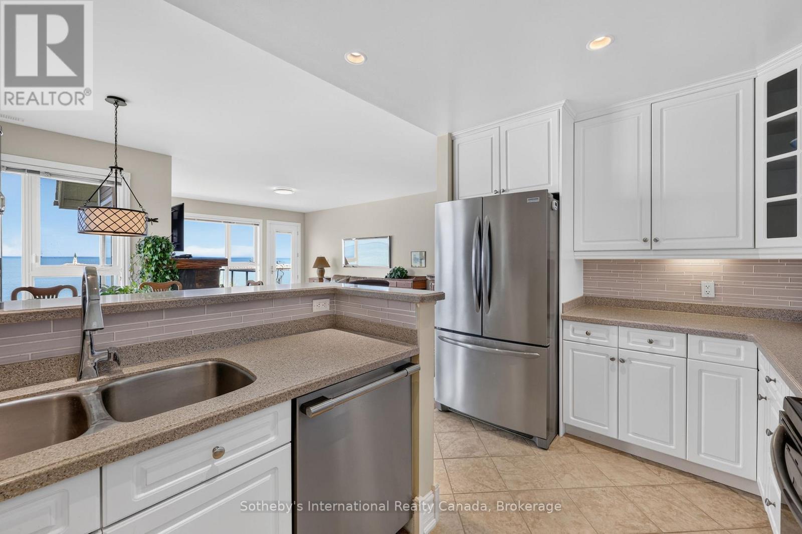 Double Sink in Kitchen - 541 Mariners Way, Collingwood, ON
