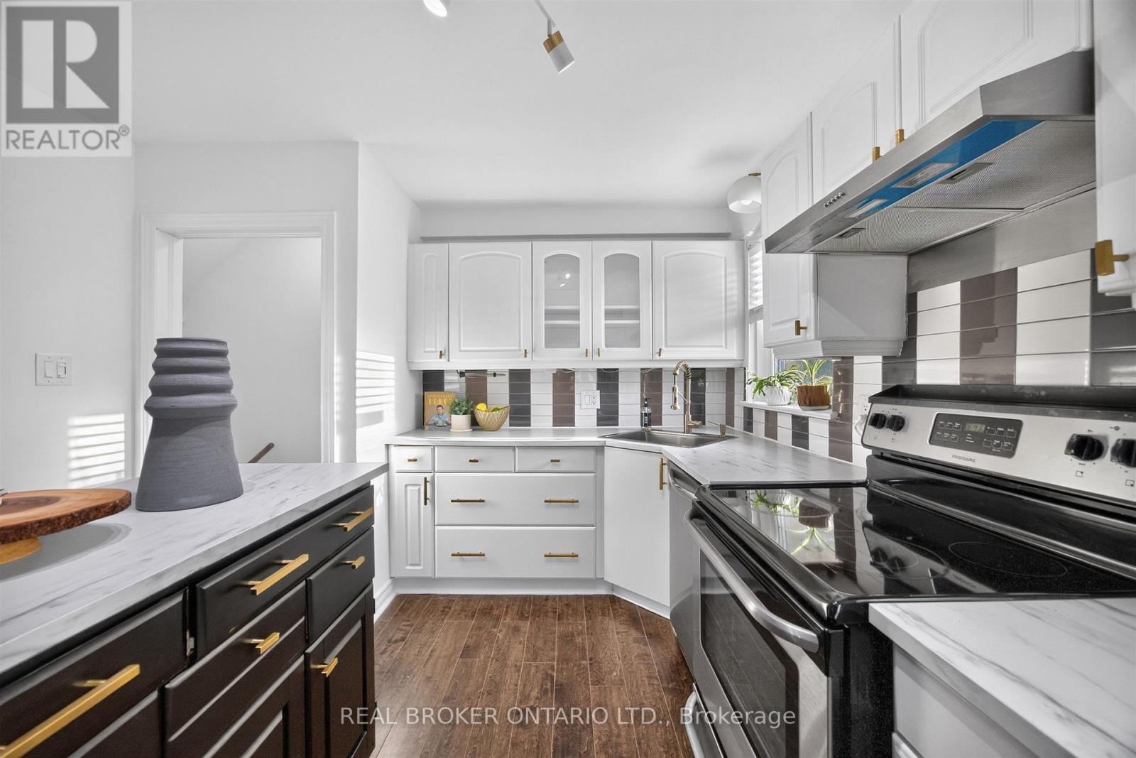 30 Willowmount Drive, Toronto, ON