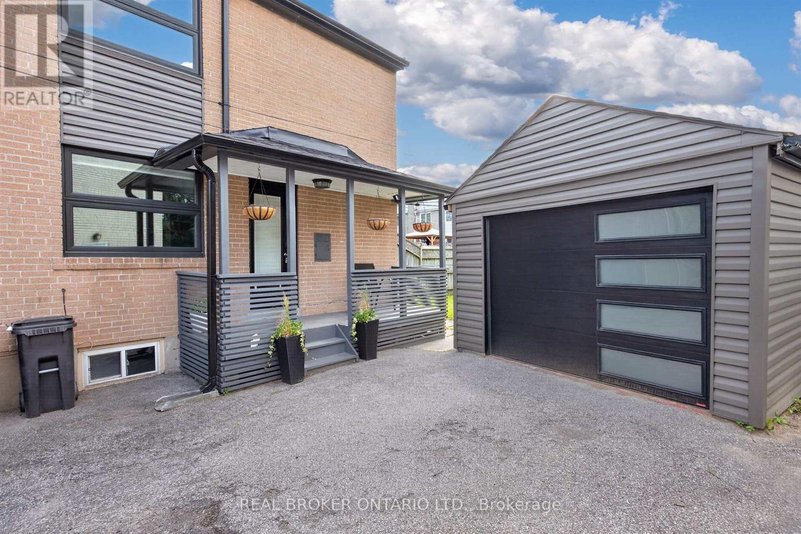 30 Willowmount Drive, Toronto, ON