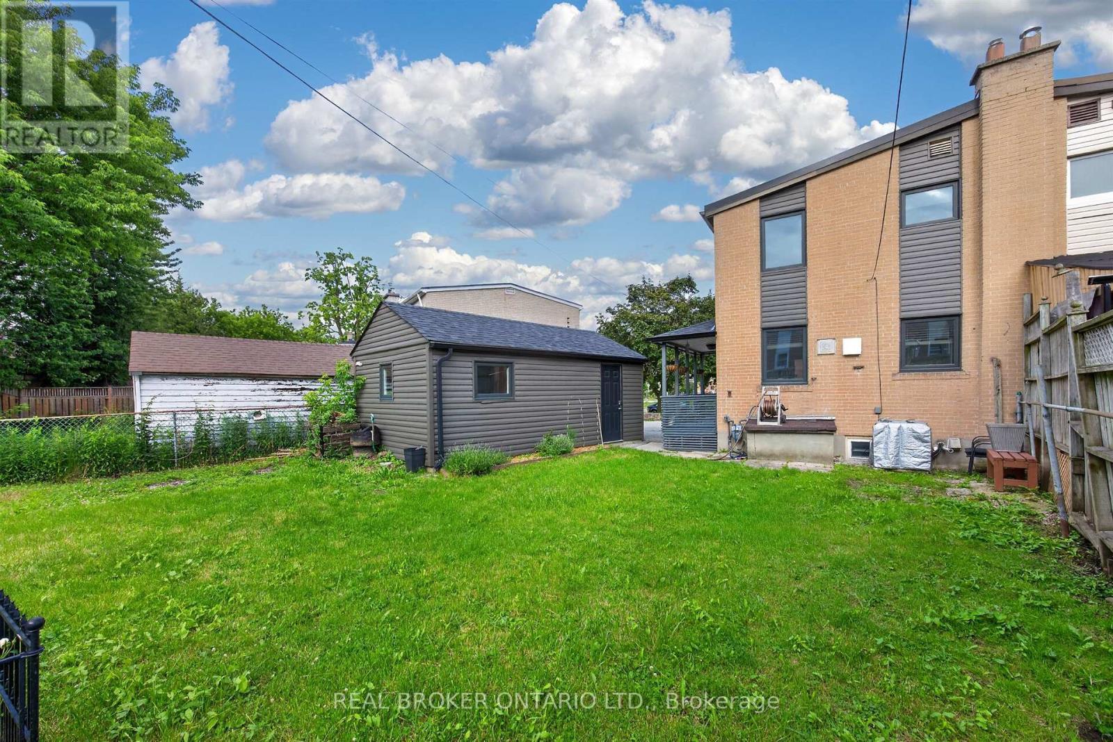 30 Willowmount Drive, Toronto, ON