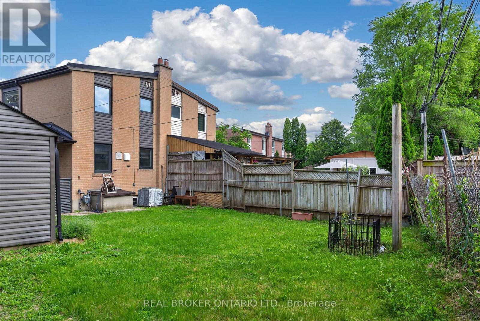 30 Willowmount Drive, Toronto, ON