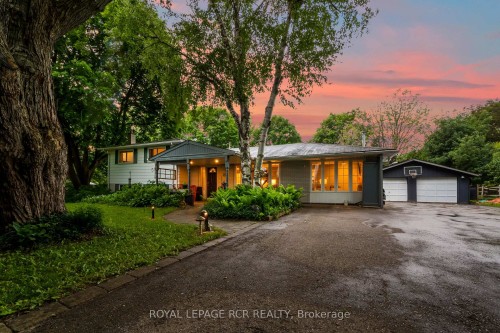 22 Randy Avenue  Mono, ON L9W 2A3