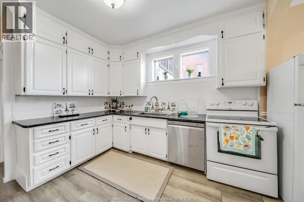 879 Dawson, Windsor, ON
