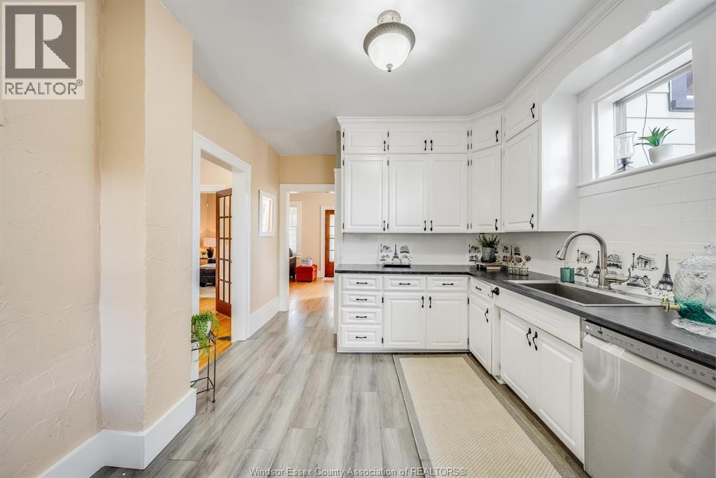 879 Dawson, Windsor, ON