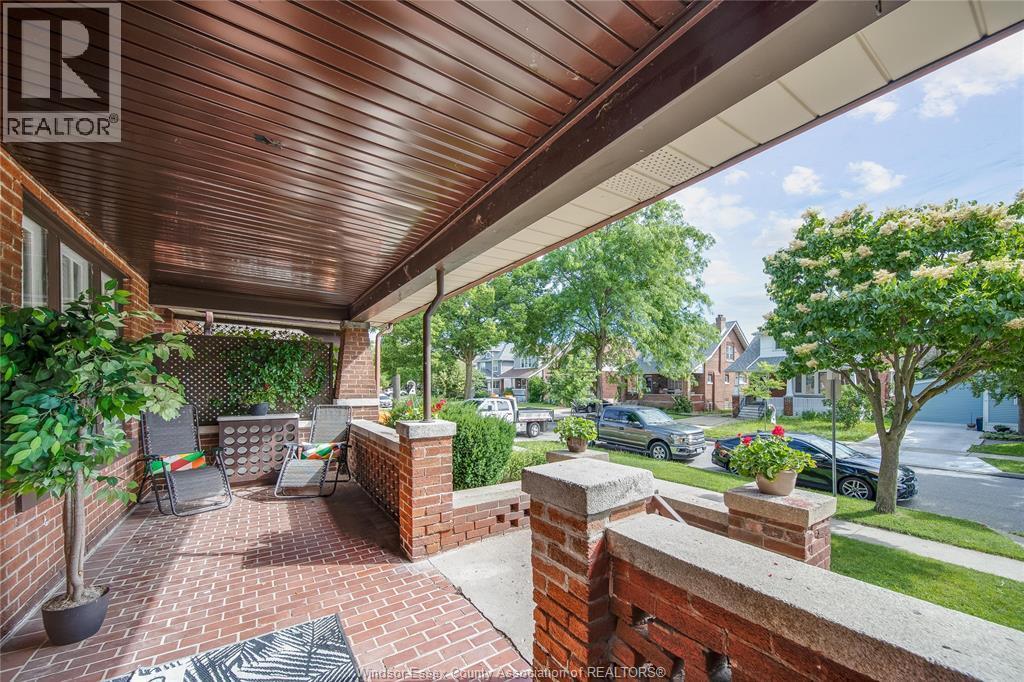 879 Dawson, Windsor, ON