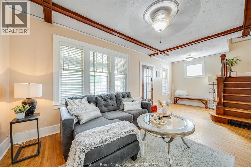 879 Dawson, Windsor, ON
