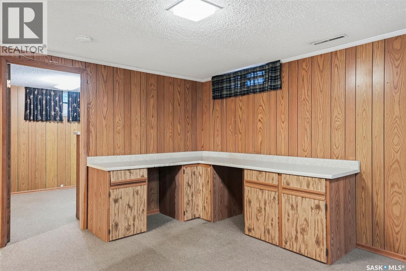 924 9Th Avenue N, Saskatoon, SK