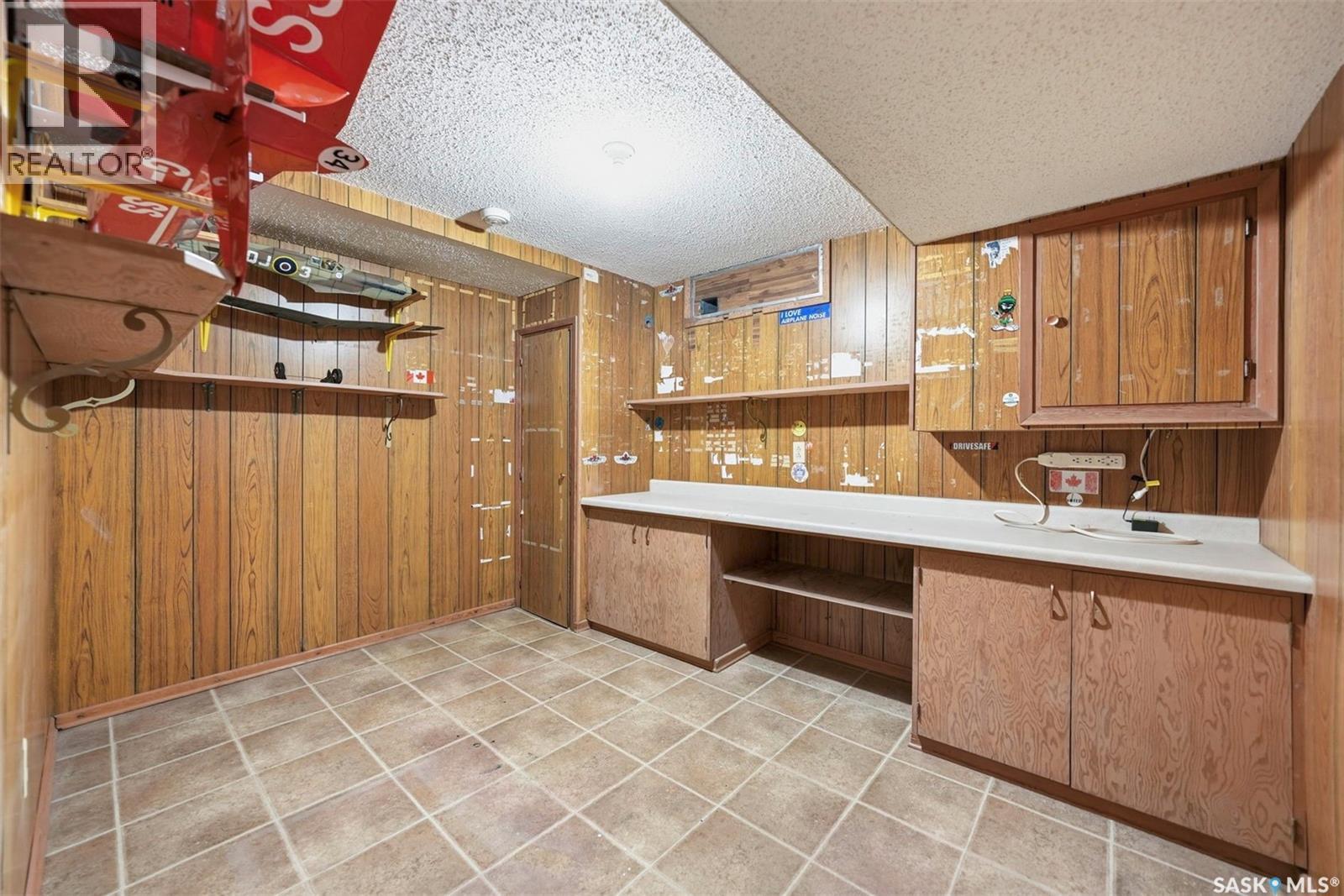 924 9Th Avenue N, Saskatoon, SK