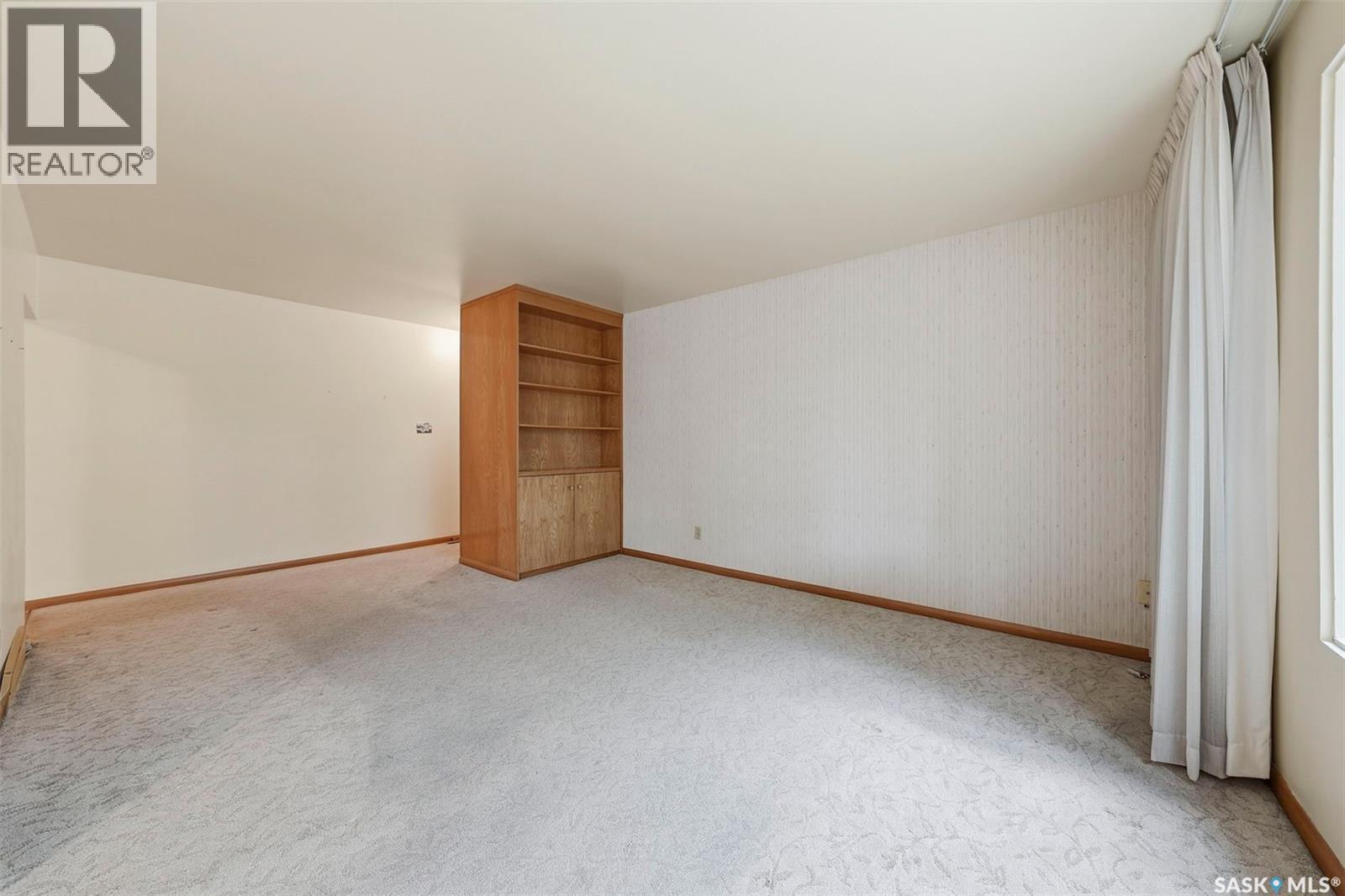 924 9Th Avenue N, Saskatoon, SK