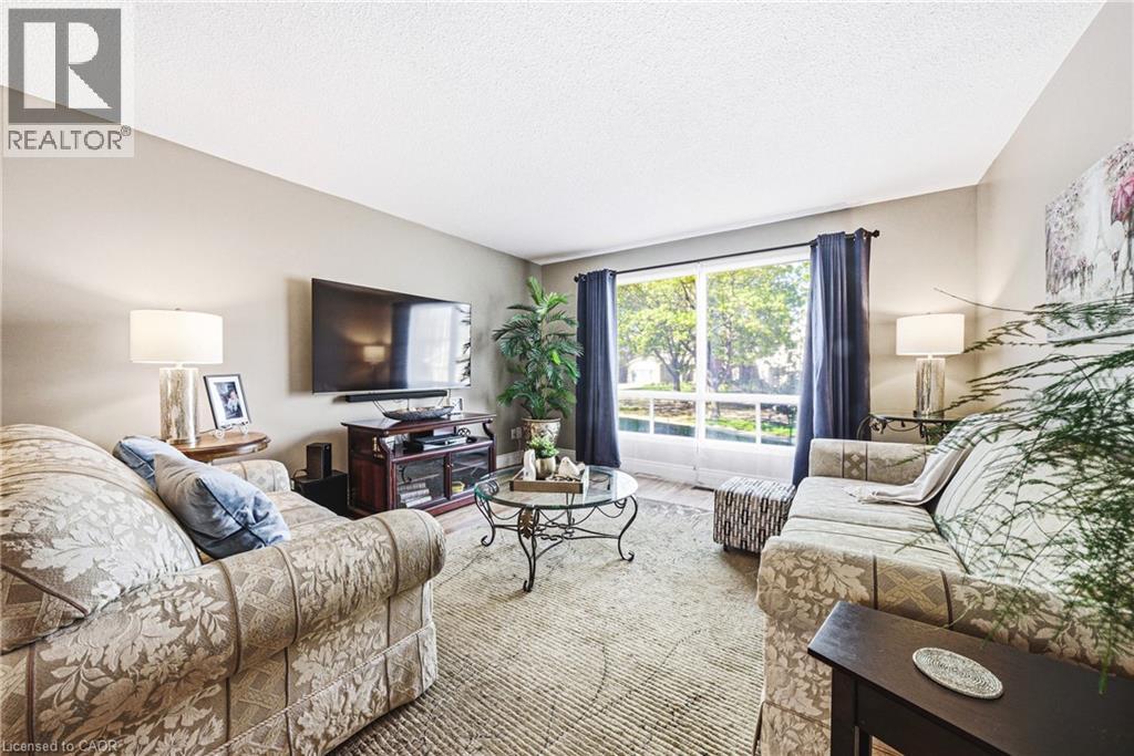 2231 Sandringham Drive, Burlington, ON