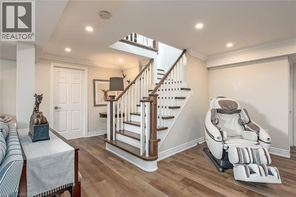 4252 Sarazen Drive, Burlington, ON