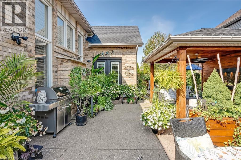 4252 Sarazen Drive, Burlington, ON