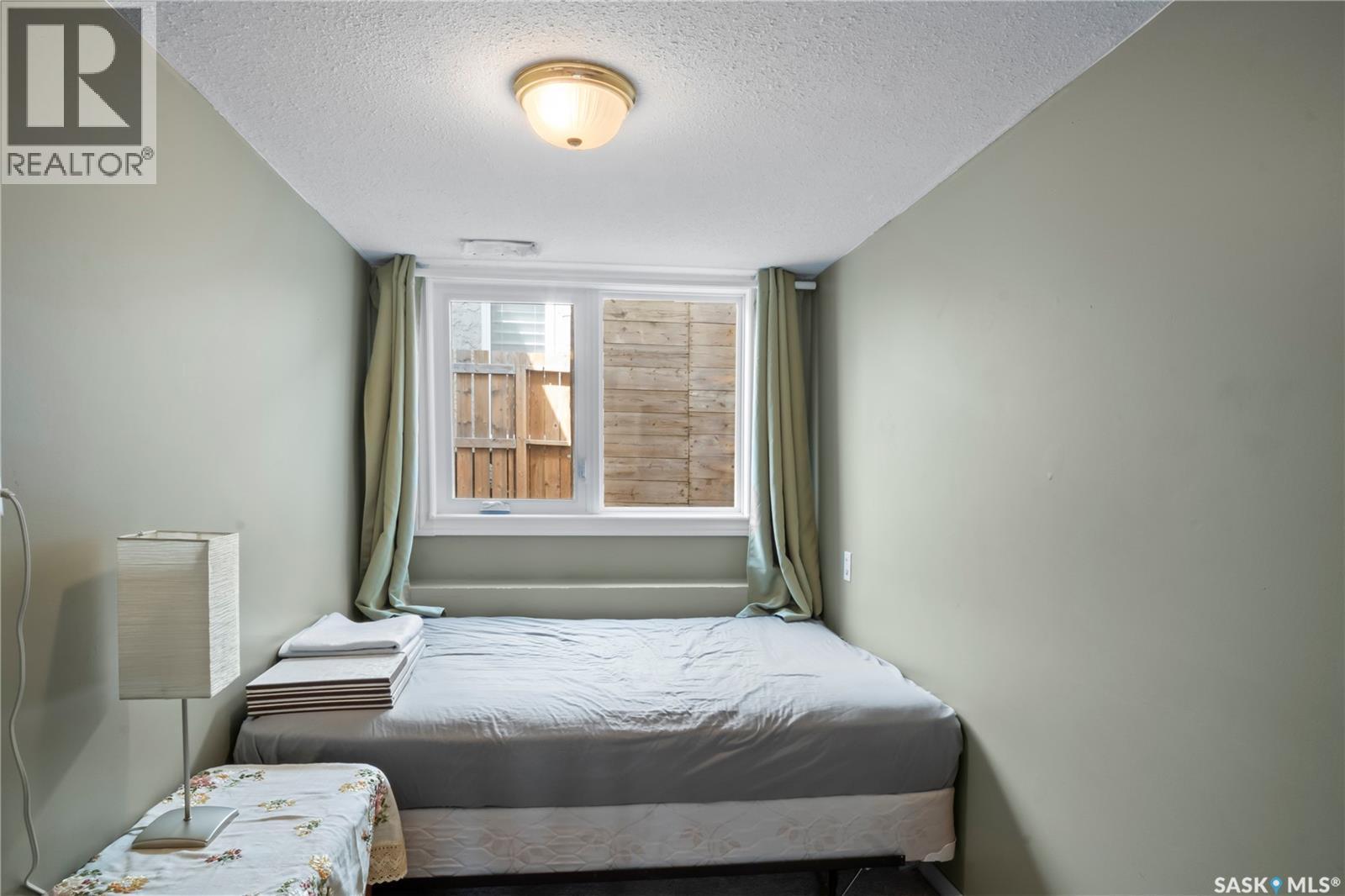 66 Leslie Place, Regina, SK