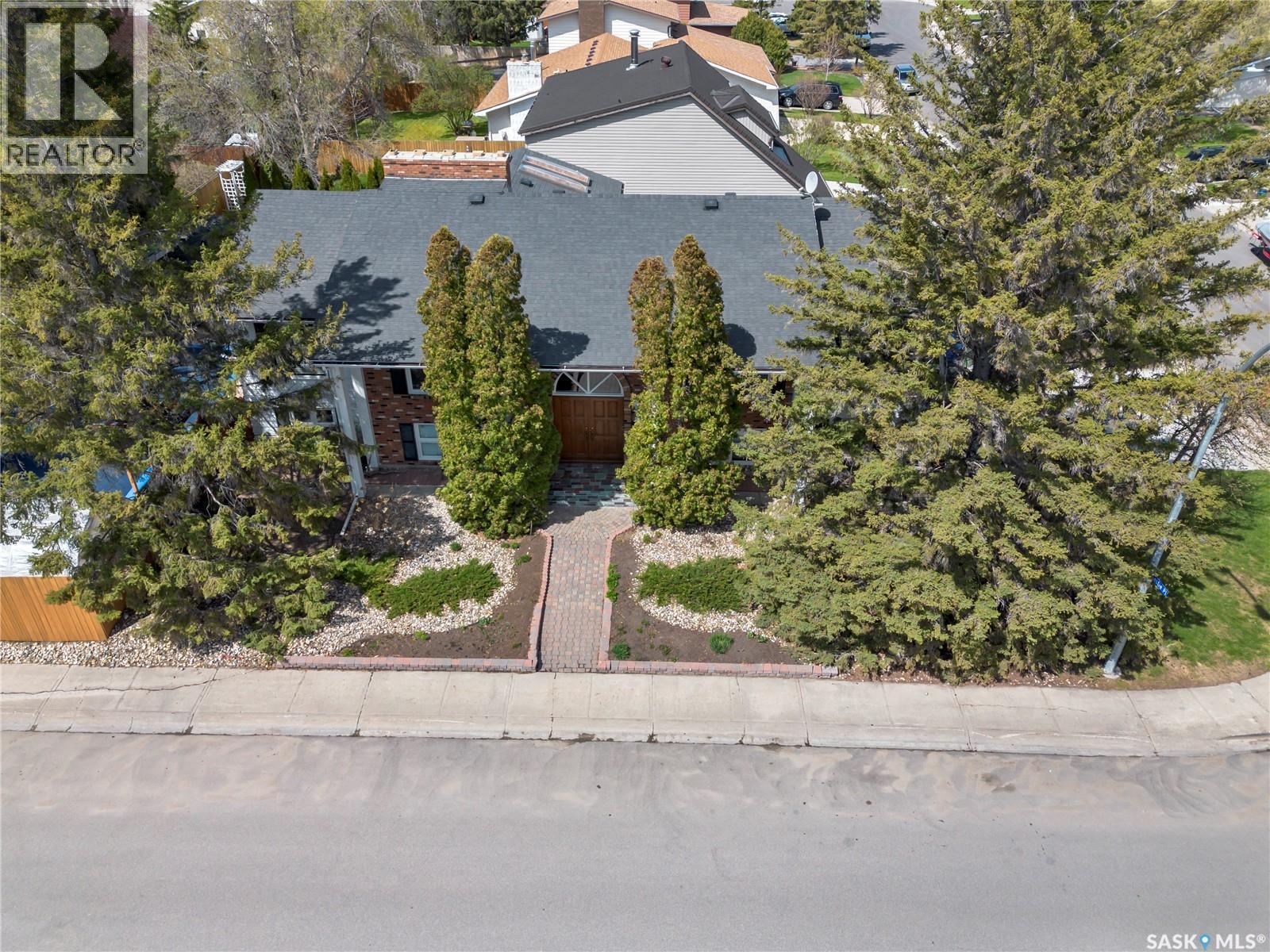 66 Leslie Place, Regina, SK
