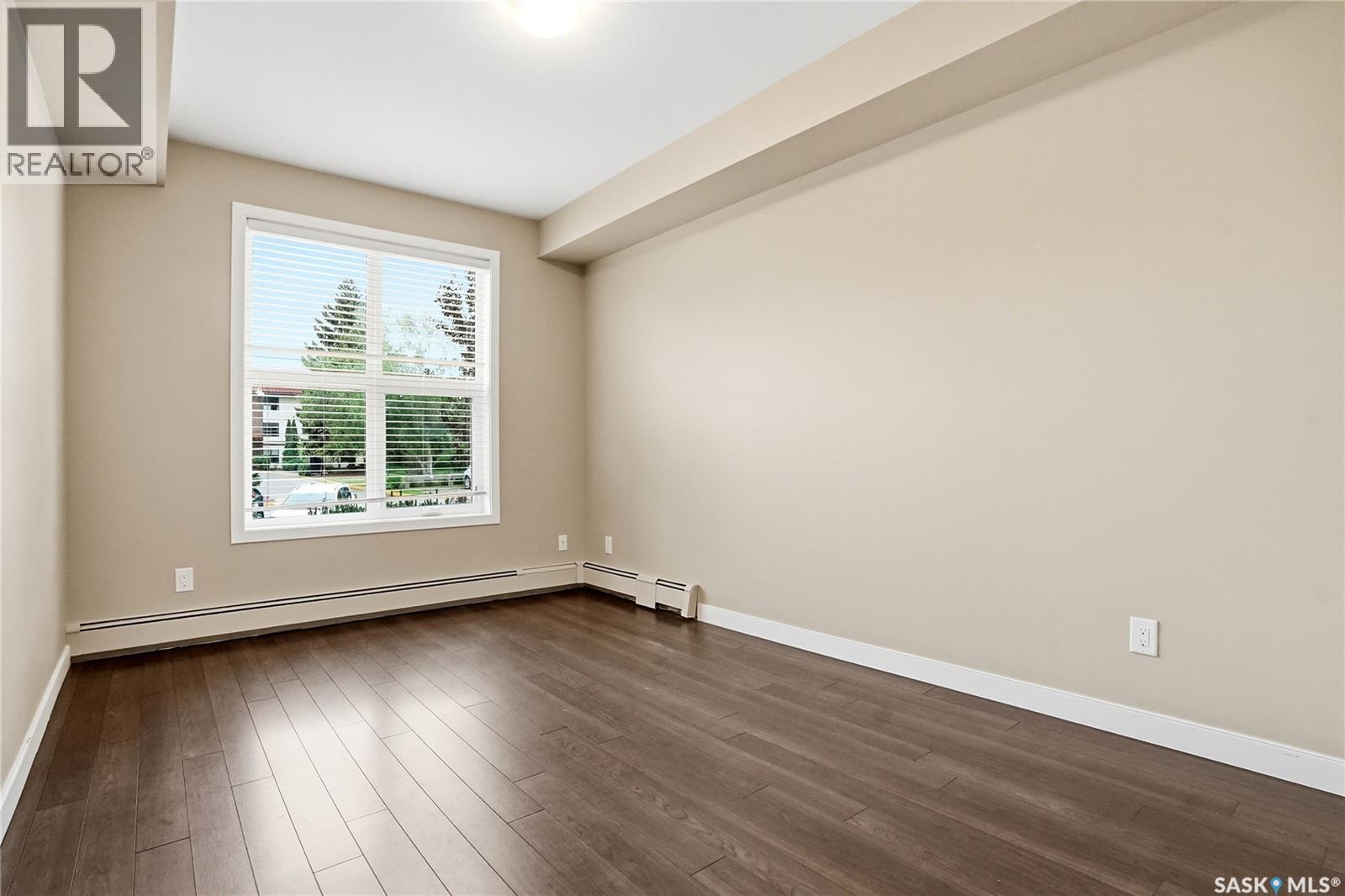 110 1035 Moss Avenue, Saskatoon, SK