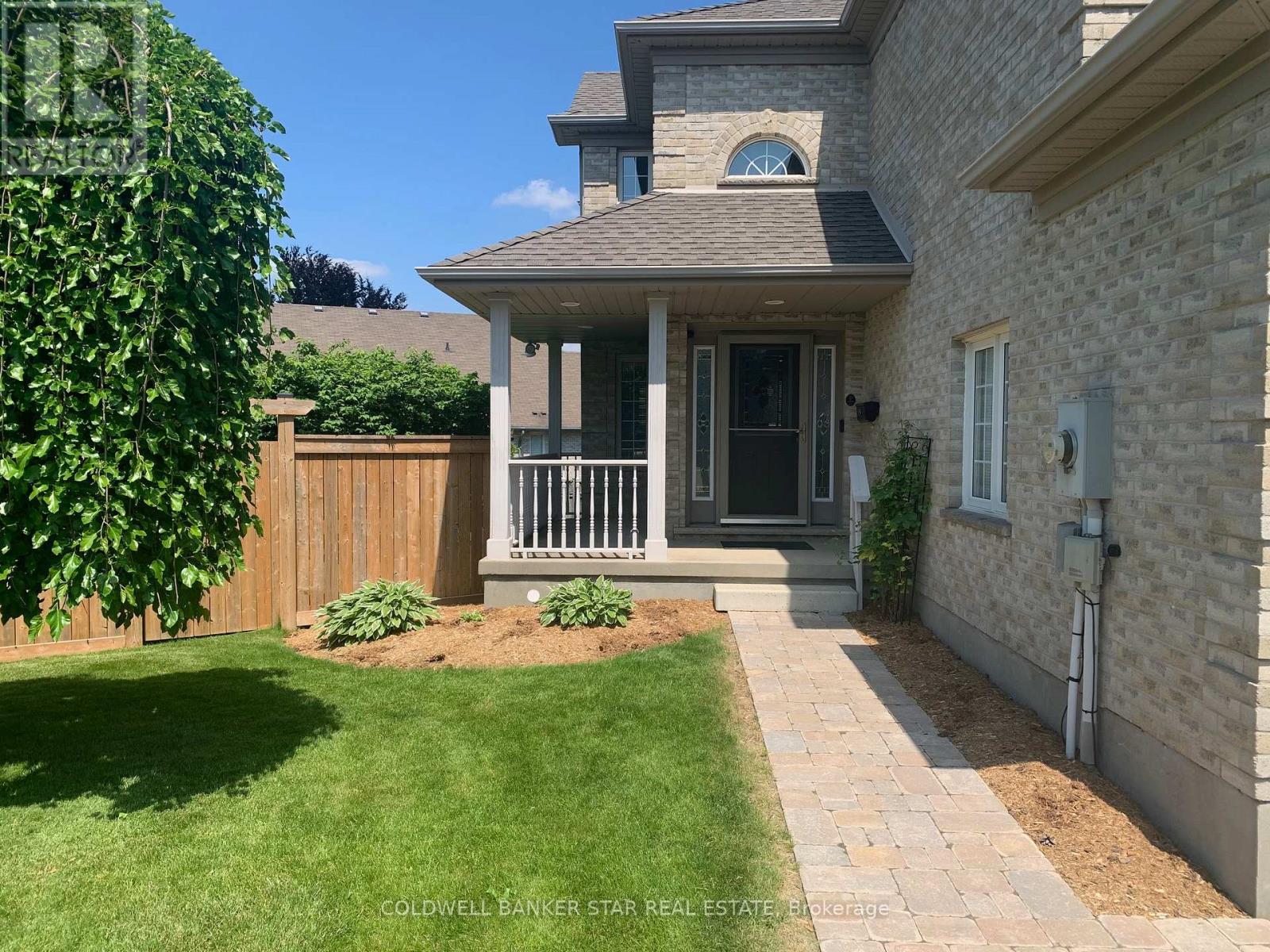 17 Windemere Place, St. Thomas, ON