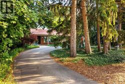 238 MILL STREET Richmond Hill, ON L4C 4B3