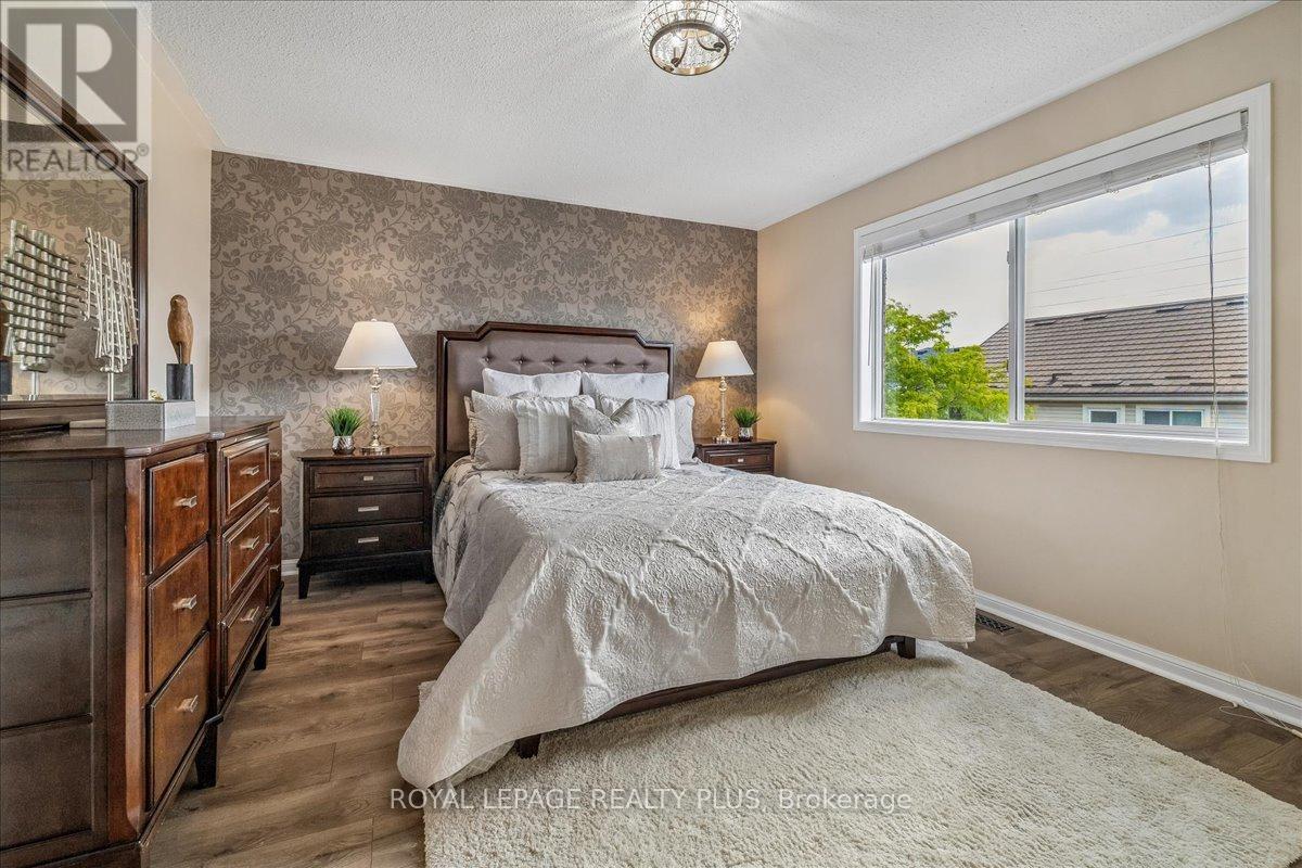 858 Shepherd Place, Milton, ON