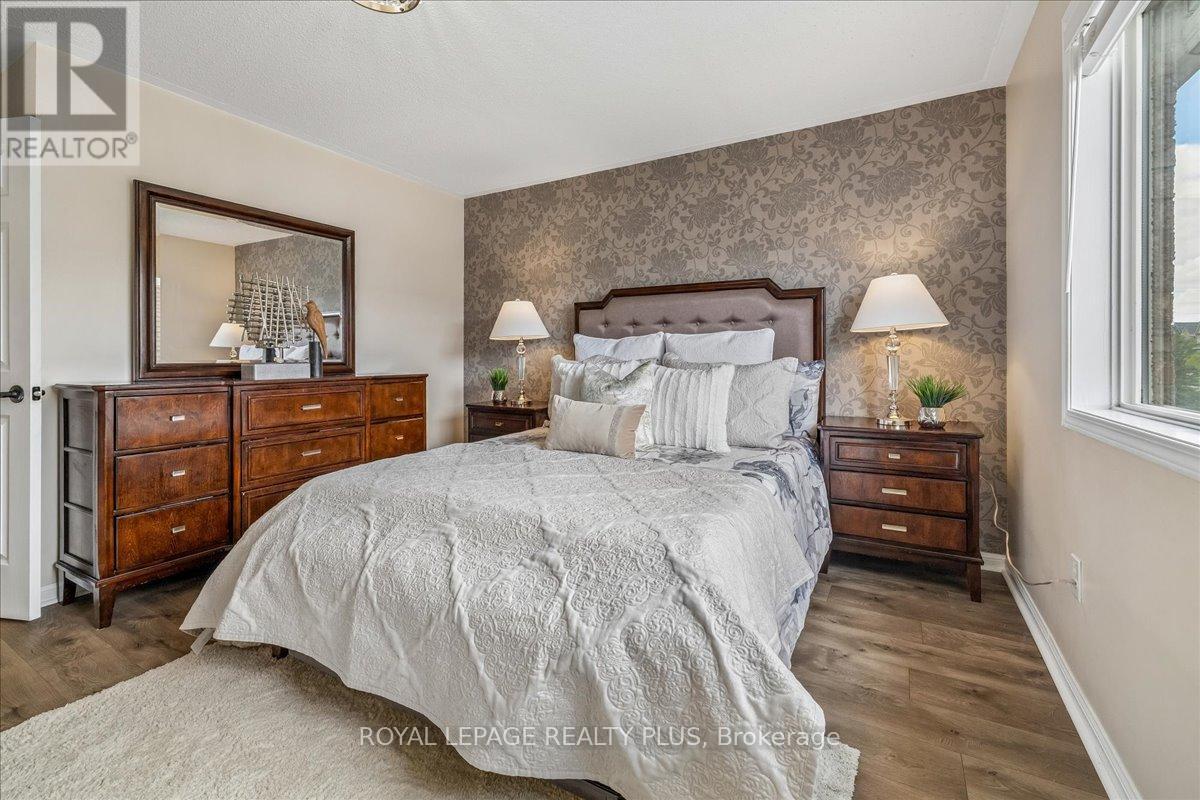 858 Shepherd Place, Milton, ON