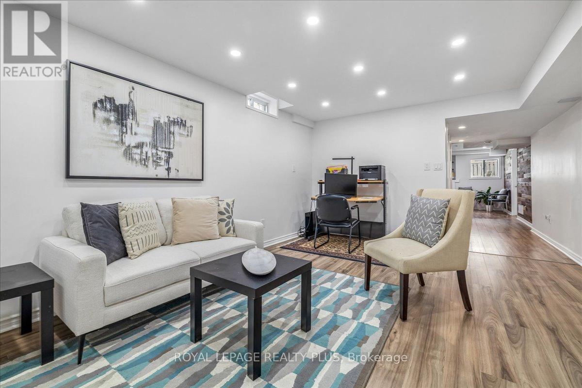 858 Shepherd Place, Milton, ON