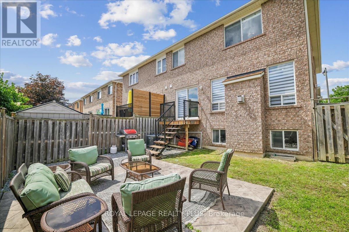 858 Shepherd Place, Milton, ON