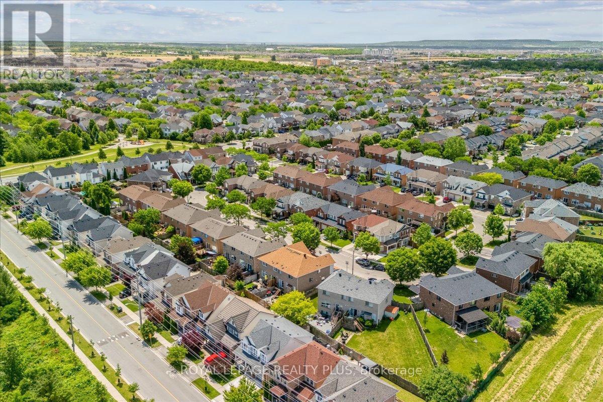 858 Shepherd Place, Milton, ON