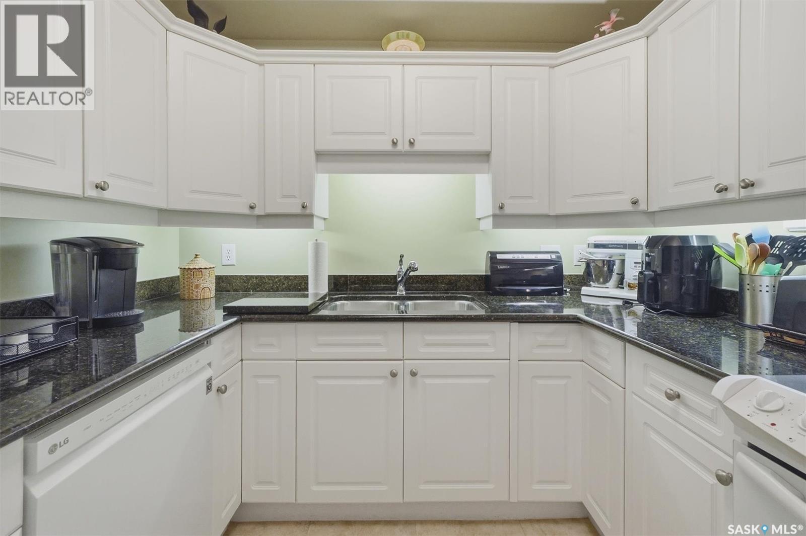 215 106 Armistice Way, Saskatoon, SK