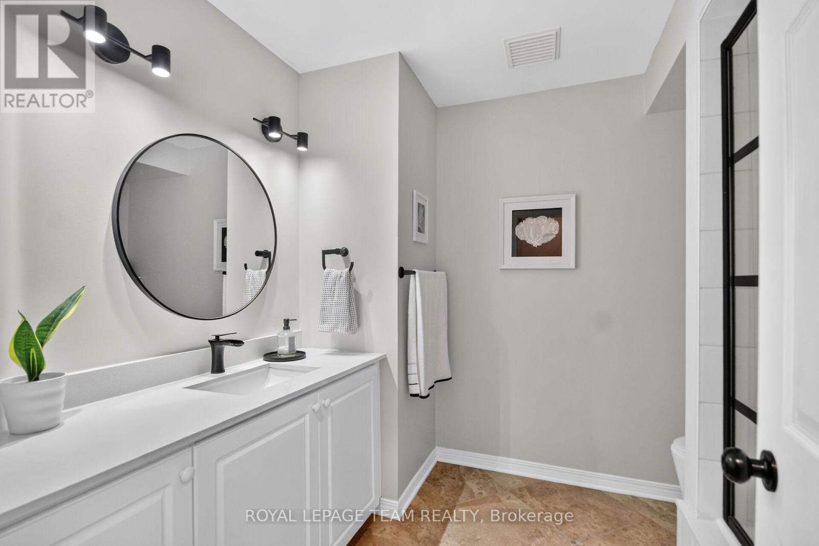 58 Forest Gate Way, Ottawa, ON