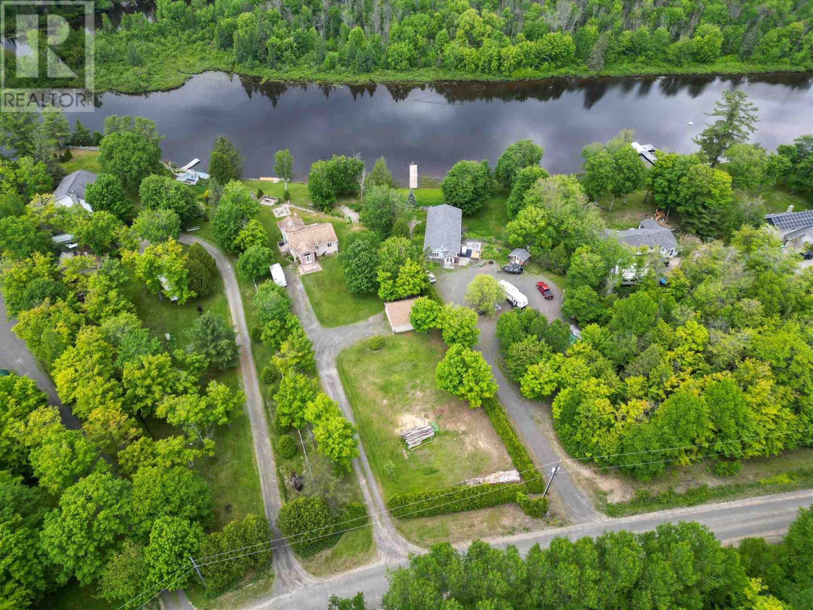 29 River Dr, Blind River, ON