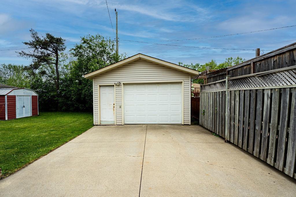 436 Amethyst Crescent, Thunder Bay, ON