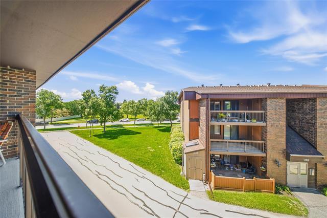 9-132 Regis Dr, Winnipeg, MB