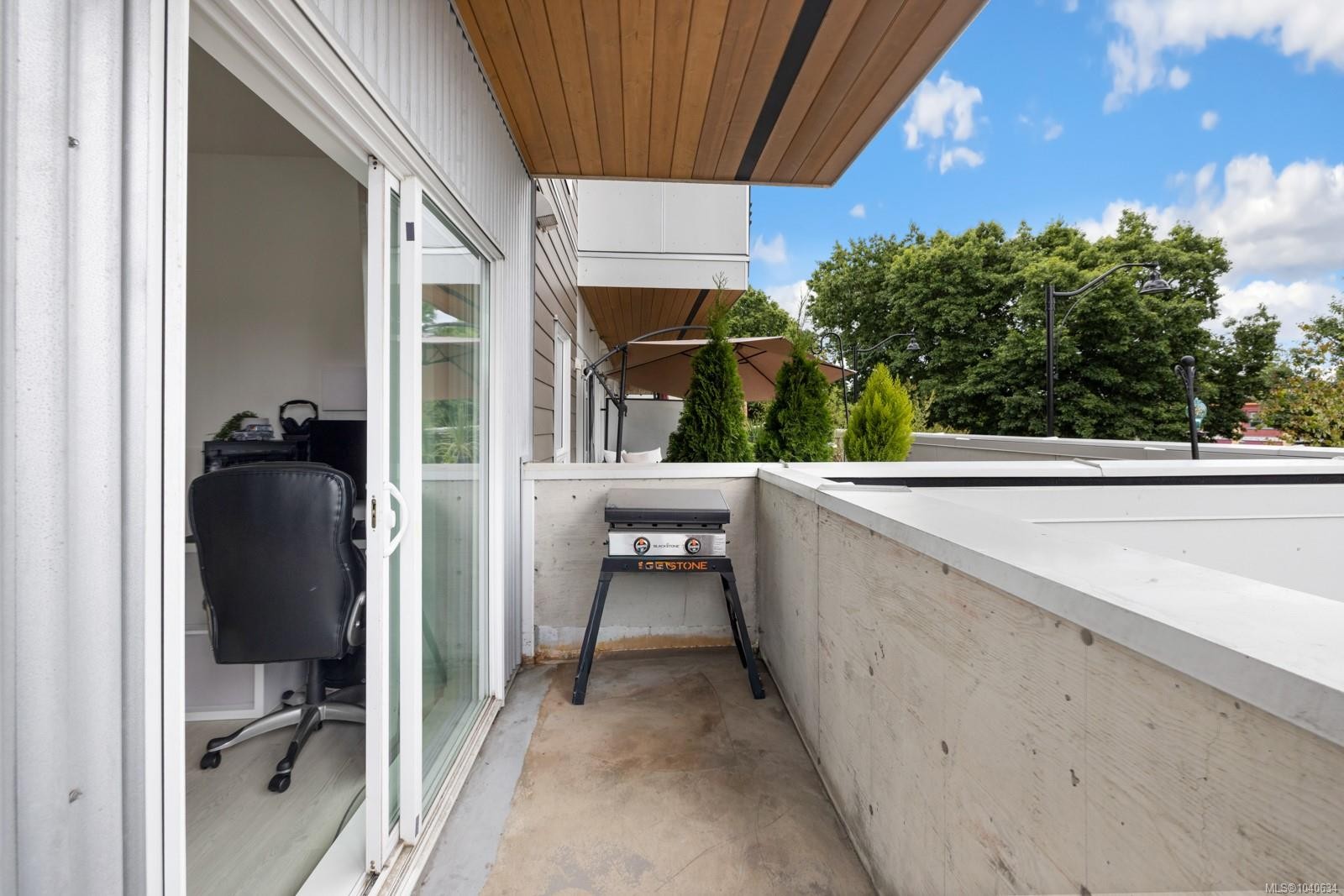 #206-15 Canada Ave, Duncan, BC