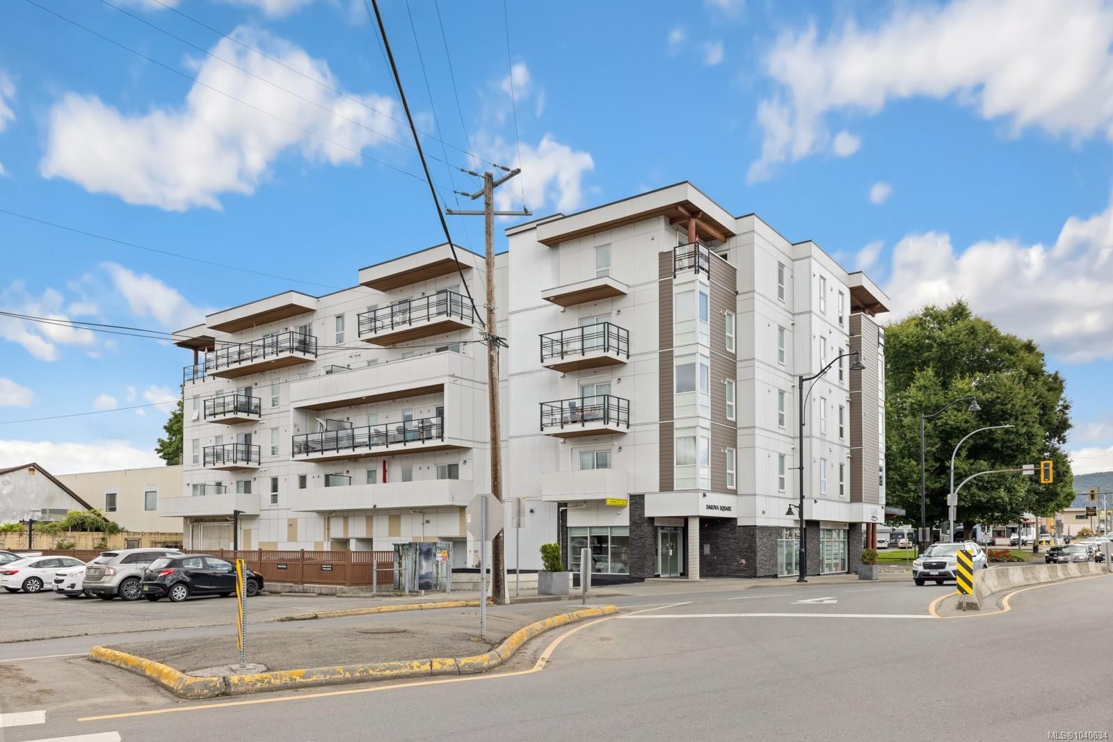 #206-15 Canada Ave, Duncan, BC