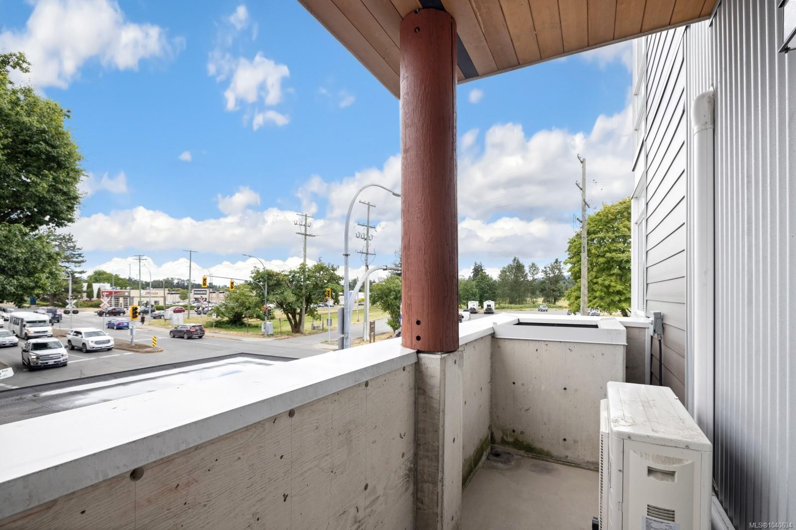 #206-15 Canada Ave, Duncan, BC