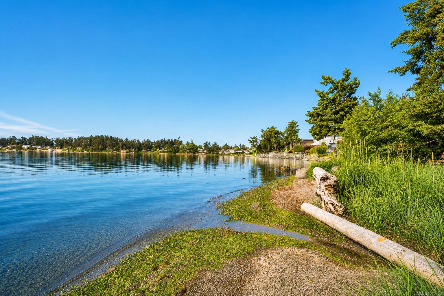 #10-2235 Harbour Rd, Sidney, BC