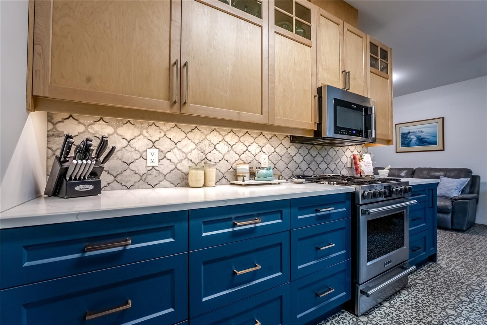 #10-2235 Harbour Rd, Sidney, BC
