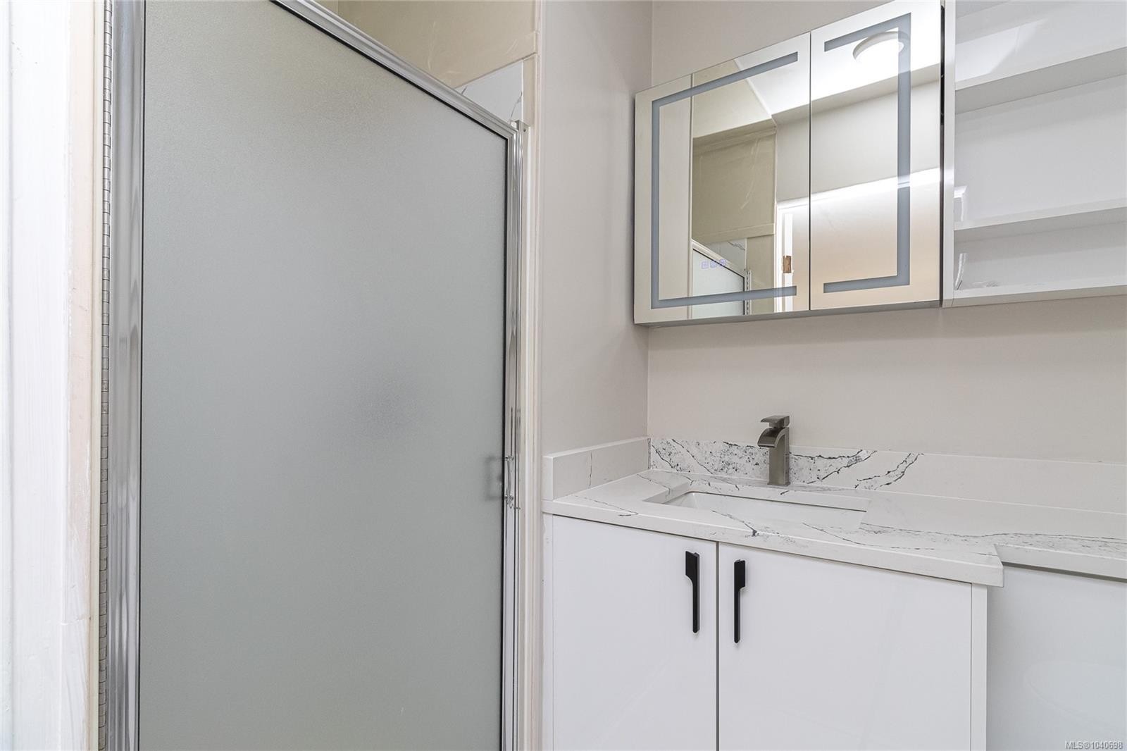 3933 Saanich Rd, Saanich, BC