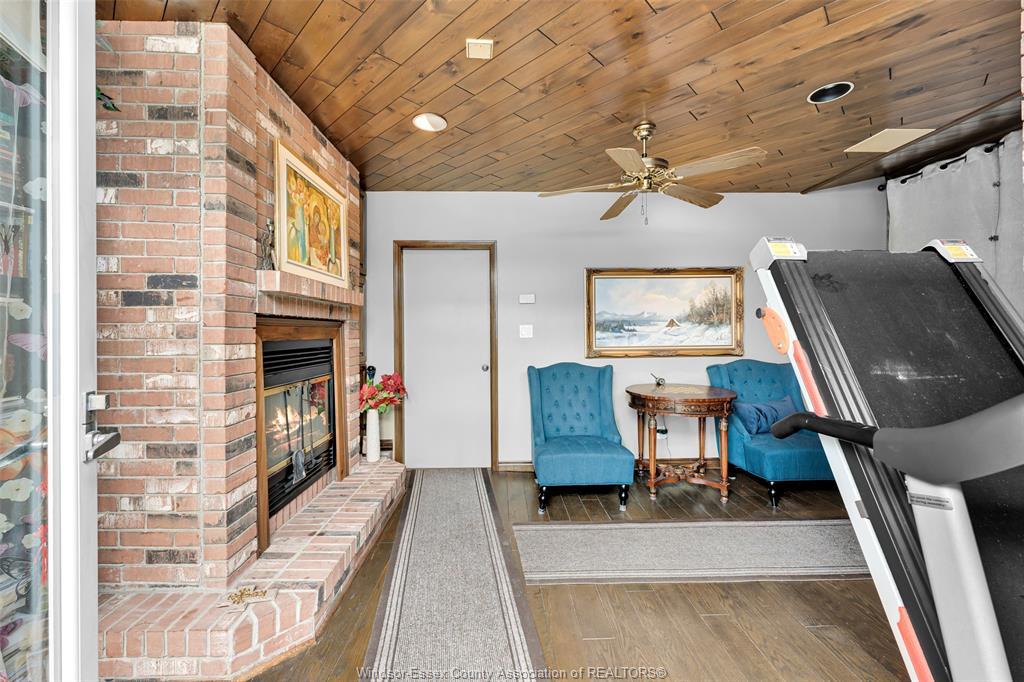 3230 Forest Glade, Windsor, ON