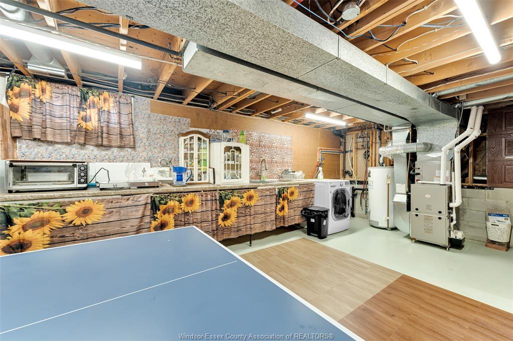 3230 Forest Glade, Windsor, ON