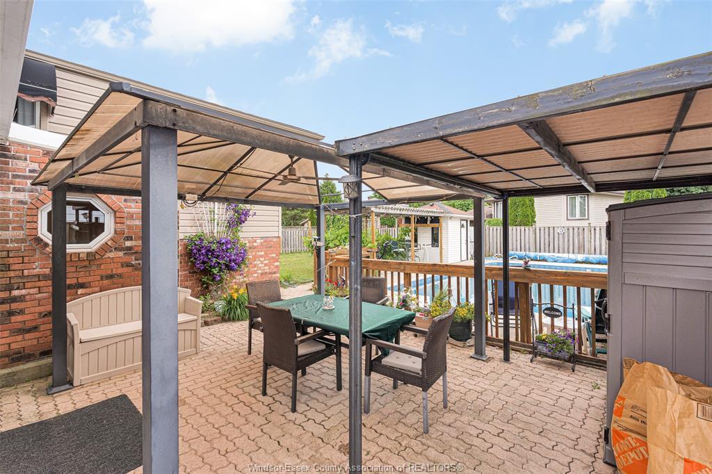 3230 Forest Glade, Windsor, ON
