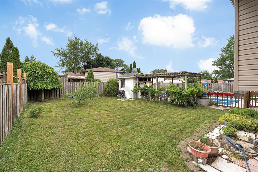 3230 Forest Glade, Windsor, ON