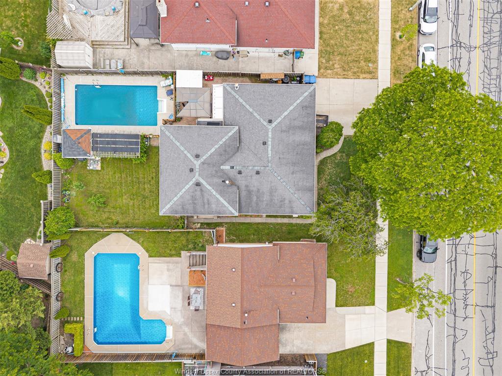 3230 Forest Glade, Windsor, ON