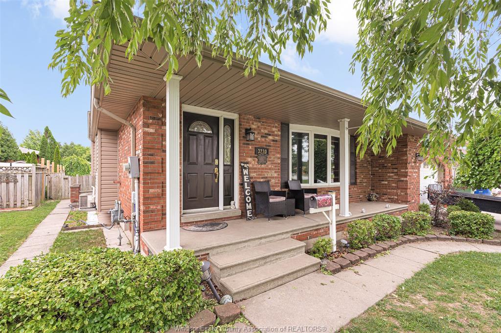 3230 Forest Glade, Windsor, ON