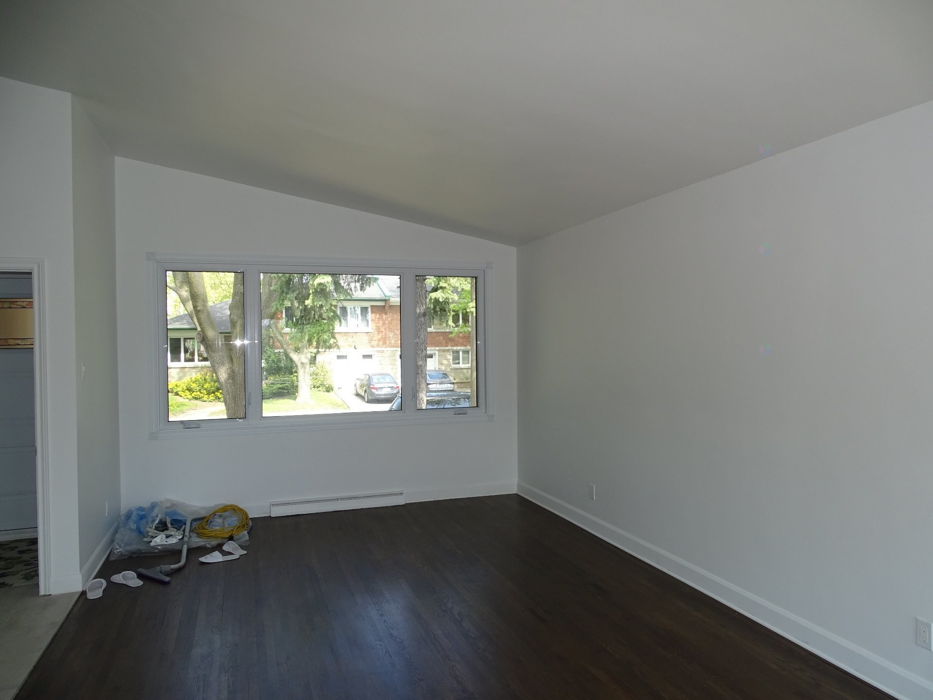 Living Room - 2280 Rue Nicolas-Perrot, Montréal (Ahuntsic-Cartierville), QC
