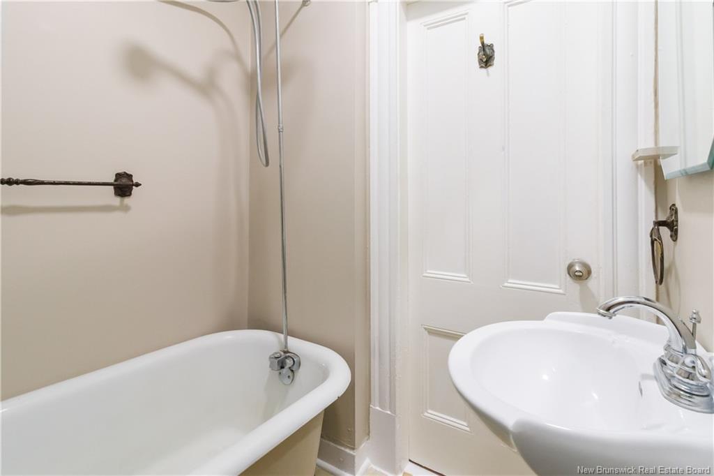 42-44 Edward, Moncton, NB