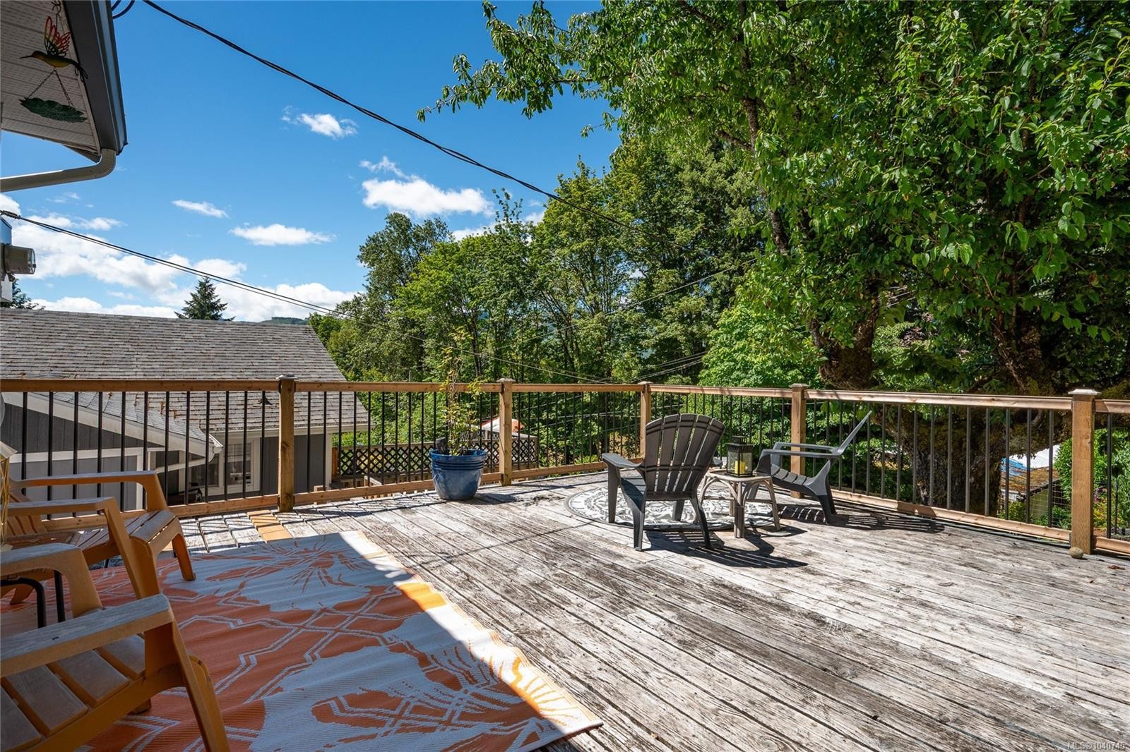 8555 Maple Ridge Rd, Youbou, BC