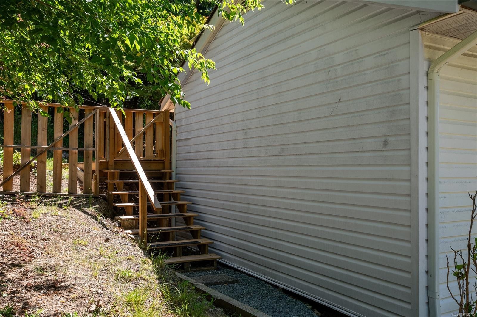 8555 Maple Ridge Rd, Youbou, BC