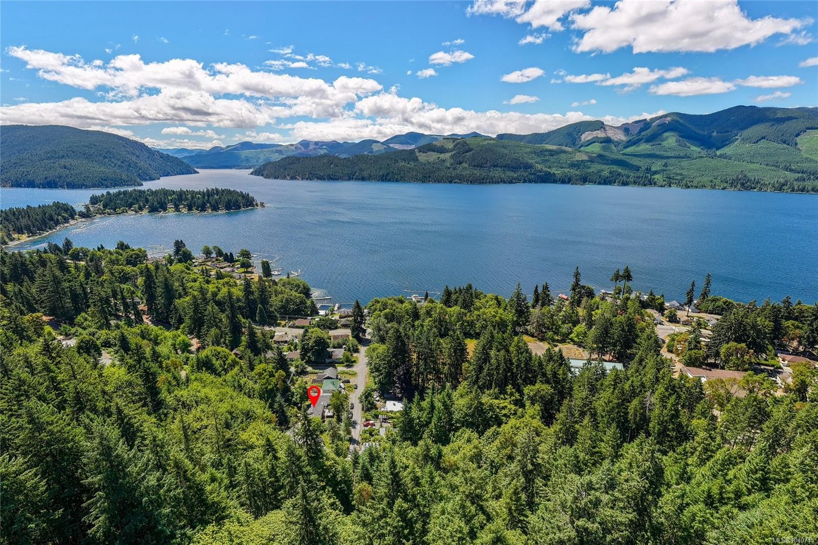 8555 Maple Ridge Rd, Youbou, BC